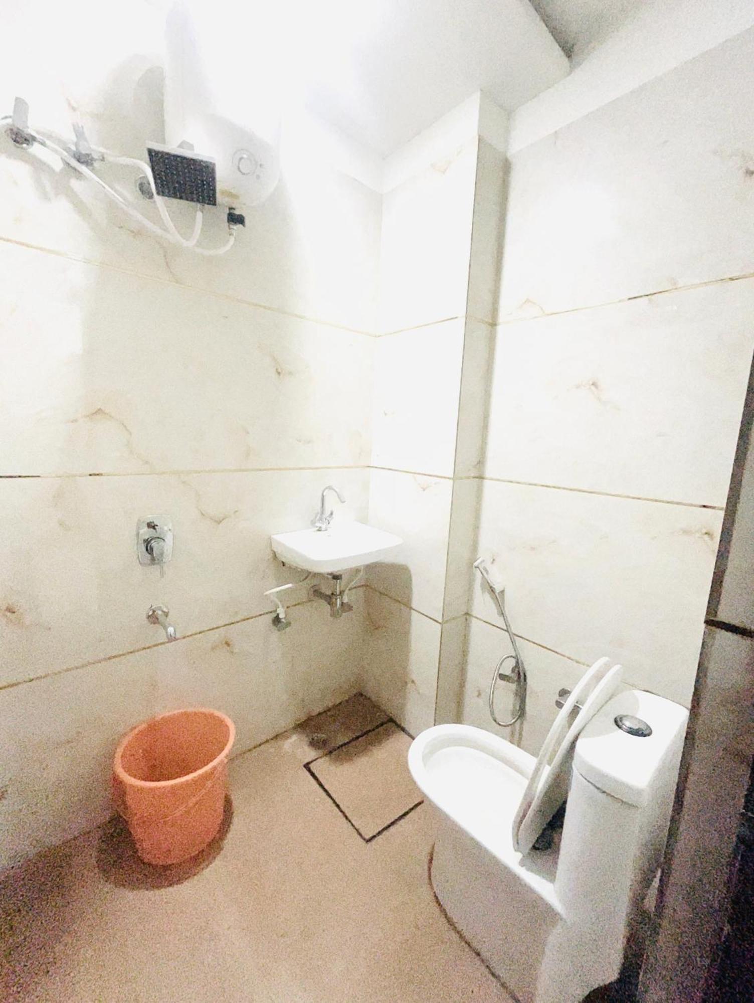 Hotel Green Apple บาแรลลี ห้อง รูปภาพ